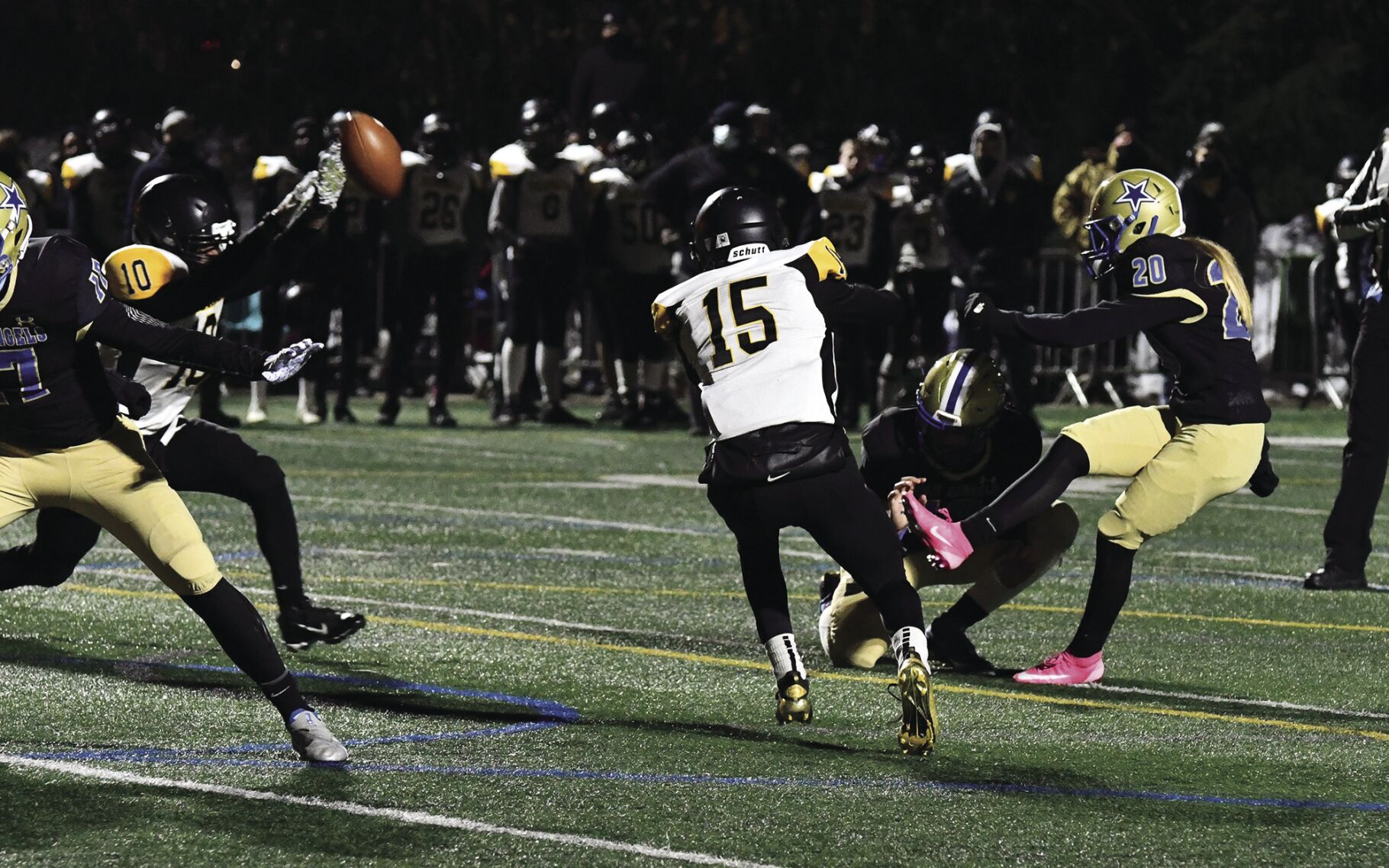 Grace Hoeppner kick